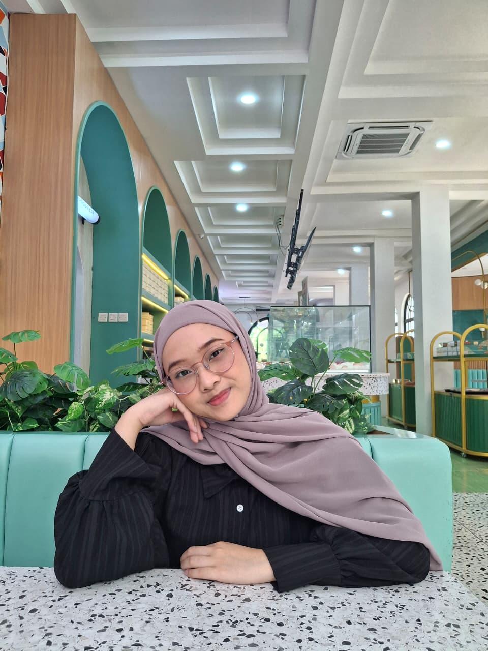 Vania Nailah Zabrina