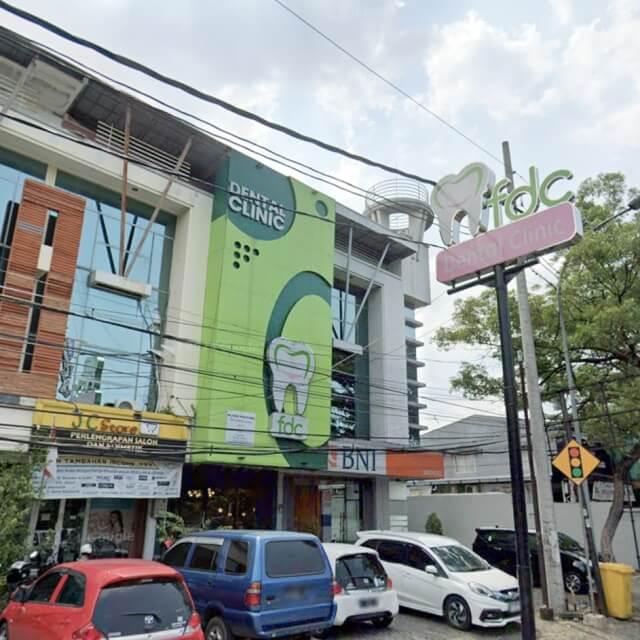 image-gambar-layanan-https://fdc-turbo-speed-cache.ibbr.info/public-medicaboo/dental-clinic-semarang.jpg