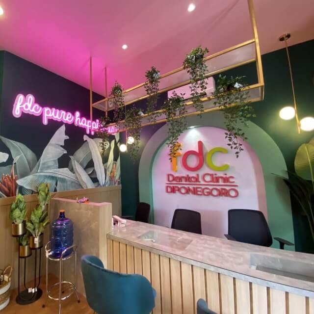 image-gambar-layanan-https://fdc-turbo-speed-cache.ibbr.info/public-medicaboo/klinik-gigi-diponegoro.jpeg