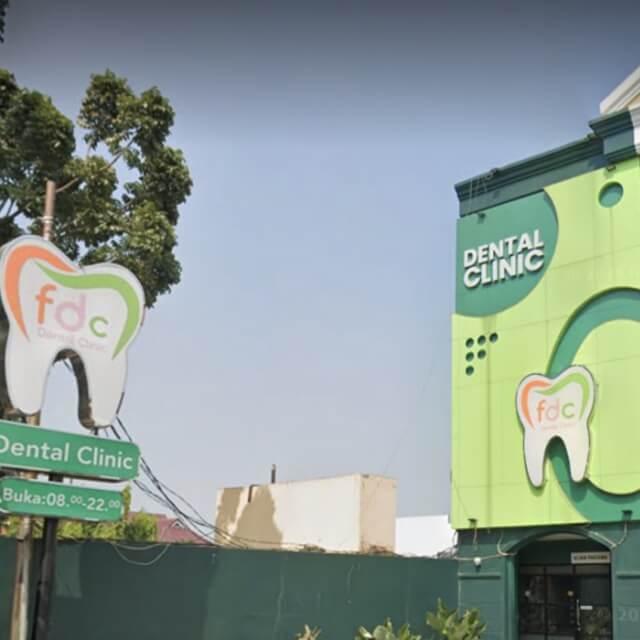 image-gambar-layanan-https://fdc-turbo-speed-cache.ibbr.info/public-medicaboo/klinik-gigi-kemang.jpg